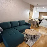 Rojal Lux Apartman 640