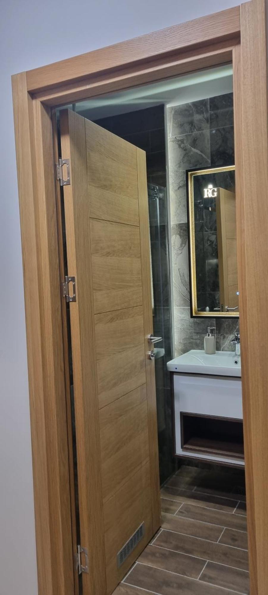 Rojal Lux 640 *
